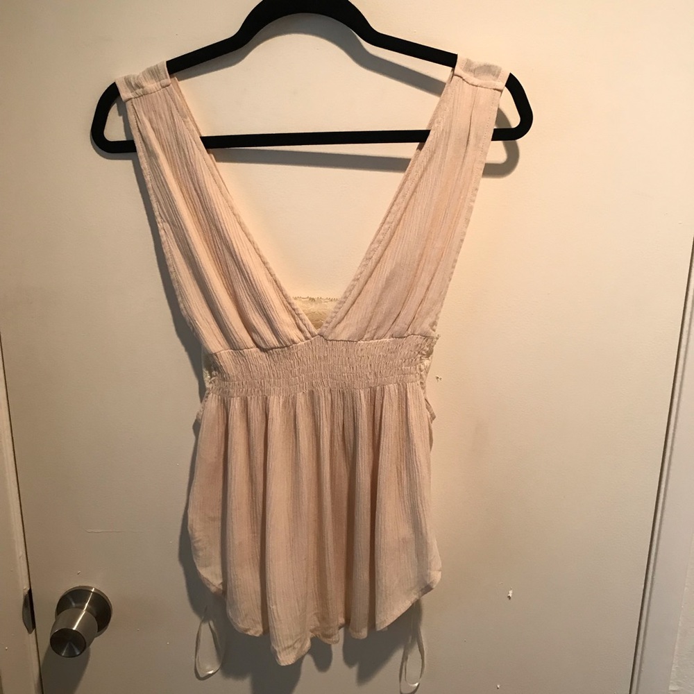 SALE - Linen & lace low-back top